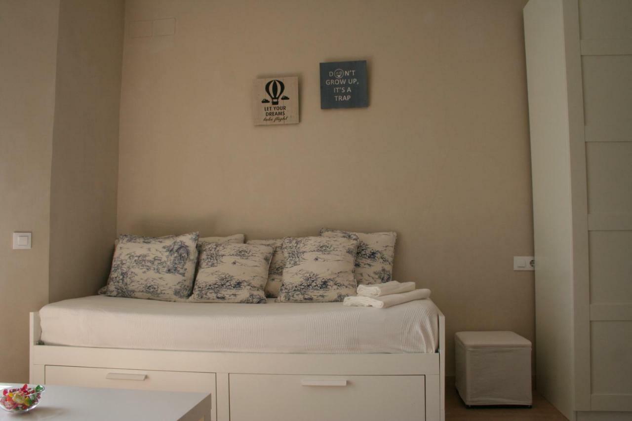 Clb Feria Apartment Sevilha Exterior foto